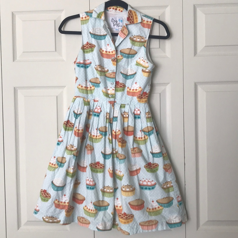 Beautiful cupcakes dress from ModCloth! ❤️